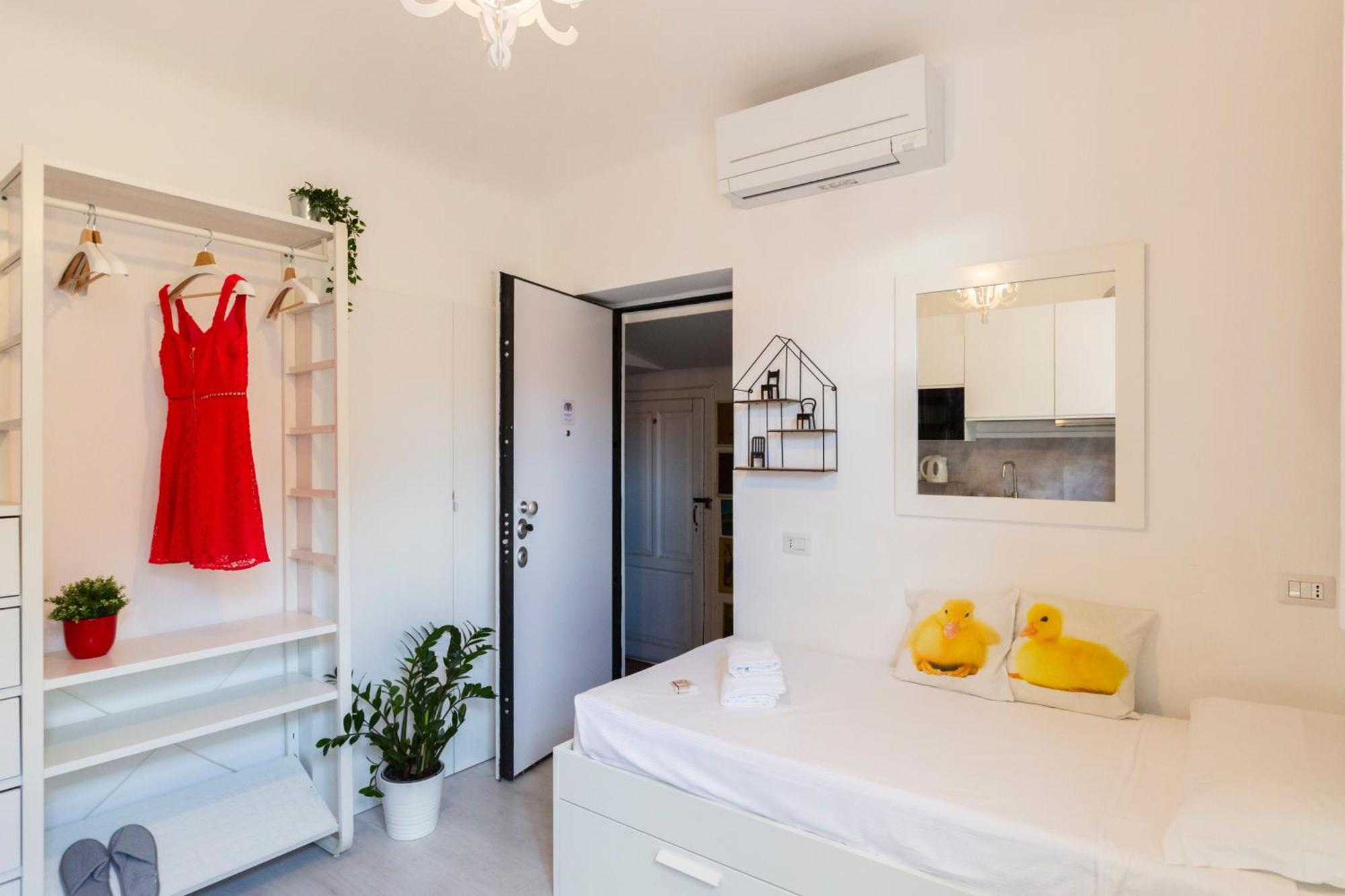 Commenda White Studio Milan Exterior photo